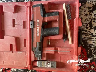  1 عدة جبسنبورد مستعملة للبيع