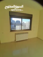  6 شقة للإيجار