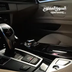  24 BMW 528i Black Edition 2015