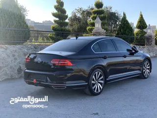  3 باسات R line بحالة الوكالة