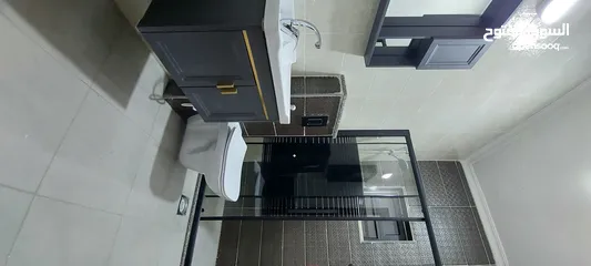  23 شقة فاخرة للبيع التاسعة كاش أو اقساط ط1هندسي 114 م اطلالة بحرية دائما