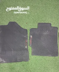  2 أرضيات دعسات كامري أصلي مستعمل نظيف اربع قطع