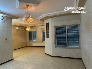  2 شقة مميزة بالجاردنز سوبر ديلوكس للبيع من المالك مباشرة