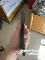  10 آيفون 14 برو ماكس بحالة وكاله مع شحن وكرتون مساحة 128 جيجا  بطارية 85٪؜ استعمال سنتين فقط وارد كندي