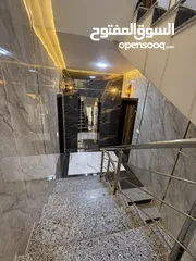  2 شقه طابق تسويه للبيع مساحه 145 داخلي وخارجي 100متر بموقع مميز في جبيهه حي المنصور