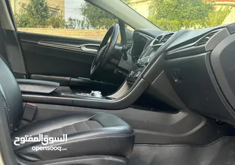  13 فورد فيوجن موديل 2017 لون شمباني كلين