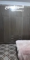  5 غرف نوم شبابيه ومجوزة..غرفتين نوم بحاله ممتازه تختين و3كمودينات وخزانه 6درف طابقين بحاله ممتازه