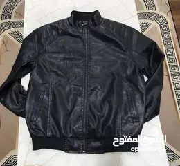  2 جاكيت جلد كلاسيكي