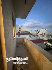  11 عماره تتكون من 8 شقق فاخره للبيع