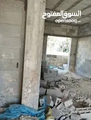  3 شقق عظم مساحه شقه 130متر بدفعه 10الف شيكل للعظم و 50الف شيكل للمشطب