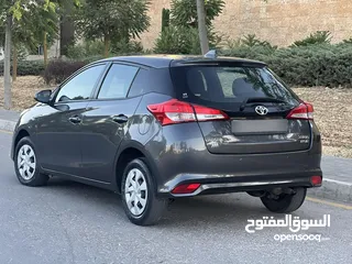  3 تويوتا يارس 2018 فحص 7 جيد وفل اوتوماتيك بحالة الوكالة