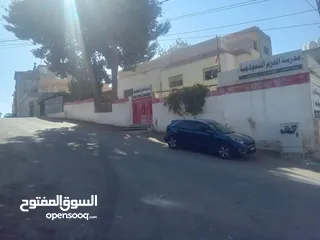  25 مدرسة للبيع من الصف الأول للسادس لعدم التفرغ عمان قابل للتفاوض
