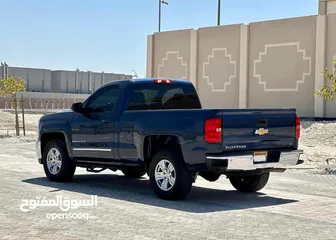  4 Chevrolet Silverado LT 2018