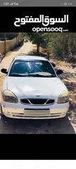  3 دايو نوبيرا موديل 2002 جير عادي ماطور 1600 مكسور عليها وصل ترخيص تنزل جاهز