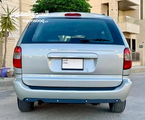  9 كرايسلر جراند فوياجر بحالة الوكالة وارد الشركة chrysler grand voyager (2007) قابل للبدل