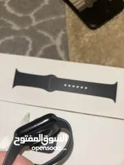  5 Apple Watch SE (2nd Gen) 40mm
