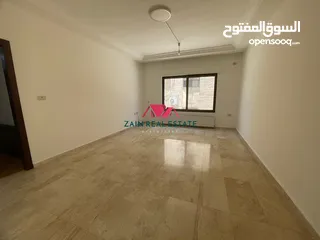  11 شقة / للايجار / ارضية مع ترس / 4نوم / خلدا