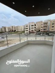  5 الجبيهة حي الريان شقة طابق ارضي للبيع