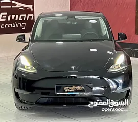  1 Tesla Model Y 2023  قاطعة : 12000 km فقط