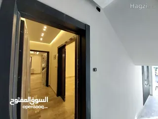  6 شقه ارضيه حديثه البناء للبيع غير مفروشه في منطقه الحويطي ( Property ID : 30356 )