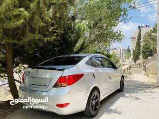  1 هونداي اكسنت 2017 اوتماتك بنزين ماتور 1400 بوضعية ممتازة الله يبارك لصاحب النصيب..