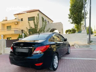  5 هونداي اكسنت 2017 فل اوتماتك ماتور 1600 (4 غيار ) سيارة ممتازة جداً الله يبارك لصاحب النصيب ..