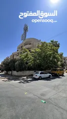  3 عمارة استثمارية وسكنية للبيع في الهاشمي الشمالي