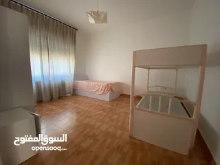  9 220 m2 Modern 3 Bedroom Furnished Apartment - Rent now in Shmesani