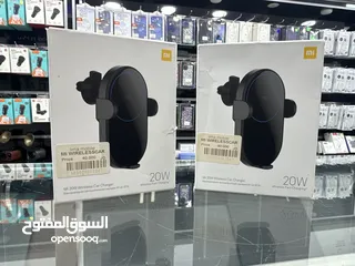  1 قاعدة شحن لاسلكي من شركة شاومي بقوة 20 واط على التابلوه او شفرات المكيف Mi wireless car charger(20W)