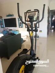  1 جهاز رياضي ( Reebok ) اصلي من الشركة نفسها بسعر مناسب وجودة مناسبة