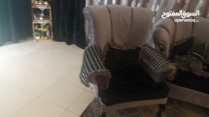  2 طقم  كنب 7 مقاعد للبيع