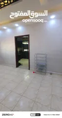  14 للبيع شقه طابقيه اسكان جديد وحالة شقه ممتاز جدا بحاجه لدهان فقط 3 غرف ومعيشى ومنهم غرفه ماستر ......