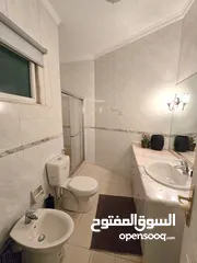  4 عمارة كاملة للبيع على ارض مساحة دونم في ارقى مناطق خلدا