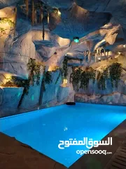  13 شقة مع مسبح داخلي طابق اول طابق ثاني غرفتين نوم وصاله ومطبخ وحمام عدد2 وبلكونه. طابق استديوامع ترس