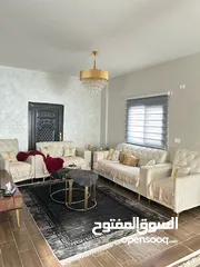  3 فيلا صغيرة للايجار الشهري