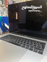  1 MacBook pro 2019 i9  15 inch
