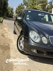  1 مرسيدس e200 موديل 2003