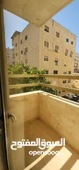  12 173م في ضاحية رشيد قريب الكلية من المالك  مع مطبخ حديث