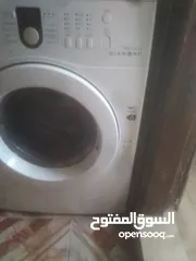  3 غسالة سامسونج 7 كيلو لسا نضيفه شغاله ميه بلميه ولا حبت صدا