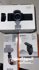  1 Sony ZV - E10