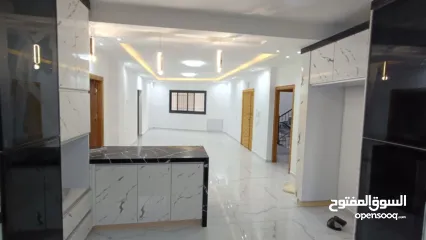  5 شقه للايجار الشهري 180 متر في دورا  1250 شهري