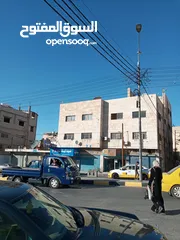  19 مجمع تجاري للإيجار بدون خلو في موقع مميز في الزرقاء حي معصوم الشارع الرئيسي جوار دوار معصوم
