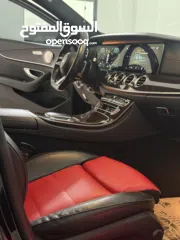  4 مرسيدس بنز E200 باللون الاسود الملوكي