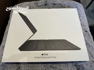  2 Apple Smart Keyboard Folio for 12'9  Brand New Condition