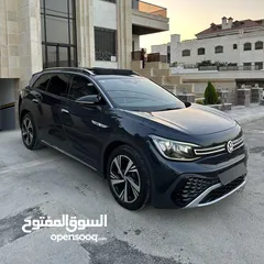  2 اي دي 6 2022 برو فتحة متحركة سبع ركاب اعلى صنف زيرو الأردن فحص كامل بحالة وكاله بسعر مغري