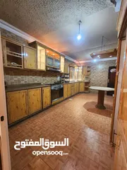  19 عقارة في اربد