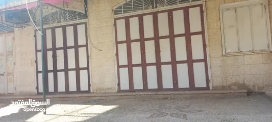  3 محلين للأجار على الشارع في عمارة الابرار