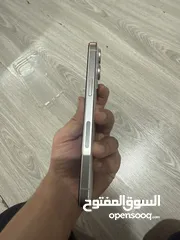  4 iPhone 15 pro max 256gb