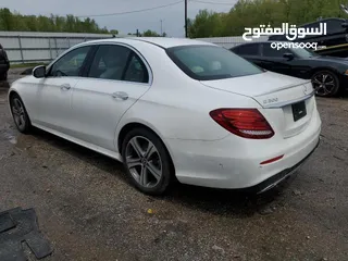  2 مرسيدس E300