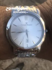  11 ساعه فيليب موريس  سويسري اصلي للبيع بسعر مغررررري.